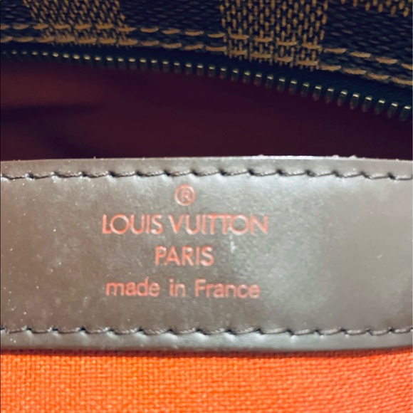 Louis Vuitton Naviglio Crossbody bag - Picture 10 of 12